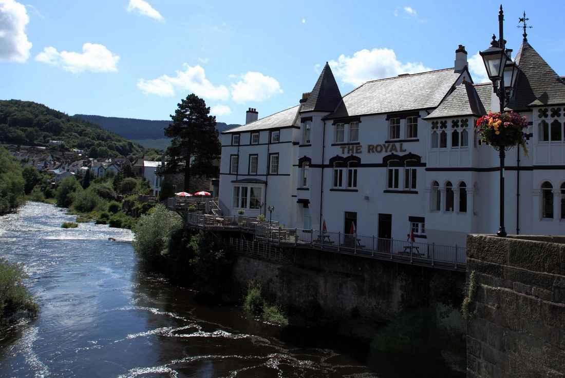 The Royal Hotel Llangollen Exterior foto